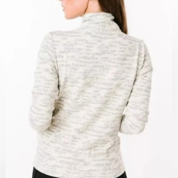 Zyia Active full zip-up collared jacket abstract design cream & gray, womens med - Picture 2 of 12